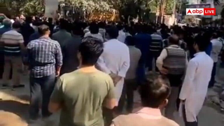 Delhi News: खामेनेई की मौत पर दिल्ली में प्रदर्शन, जामिया नगर इलाके में इजरायल-अमेरिका के खिलाफ नारेबाजी